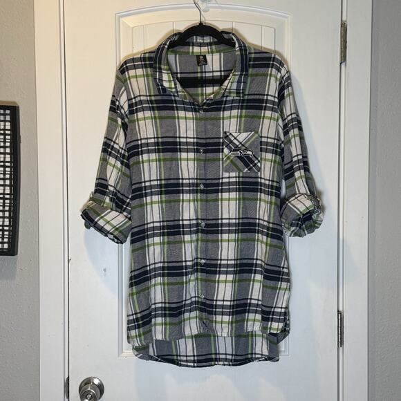 Seattle Seahawks Women’s Long Sleeve Plaid Flannel Size XXL 2XL - Picture 1 of 4